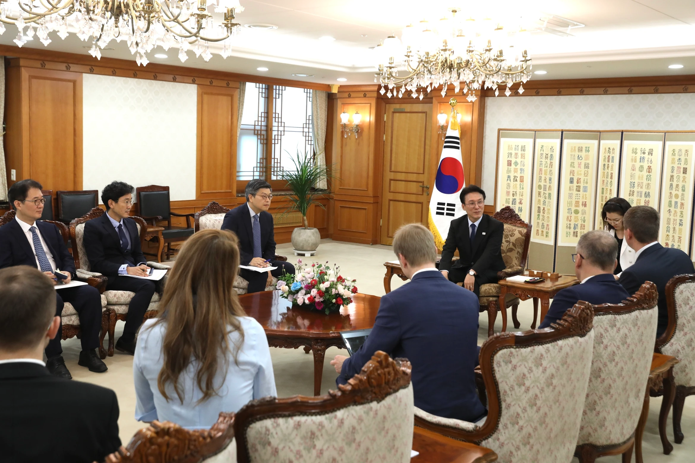 ministr-vlcek-jednal-s-premierem-koreje-5-3601ab3e